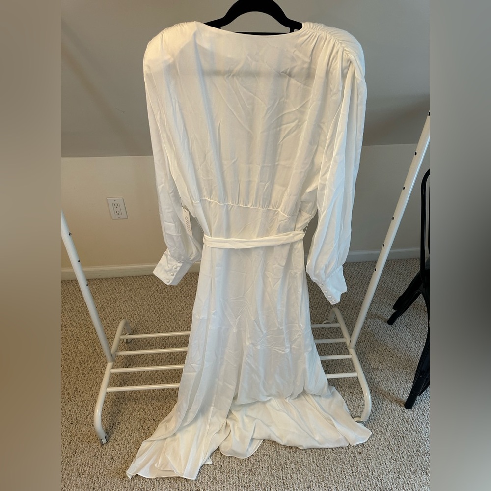 NWT White Maxi Dress Satin - Picture 6 of 6